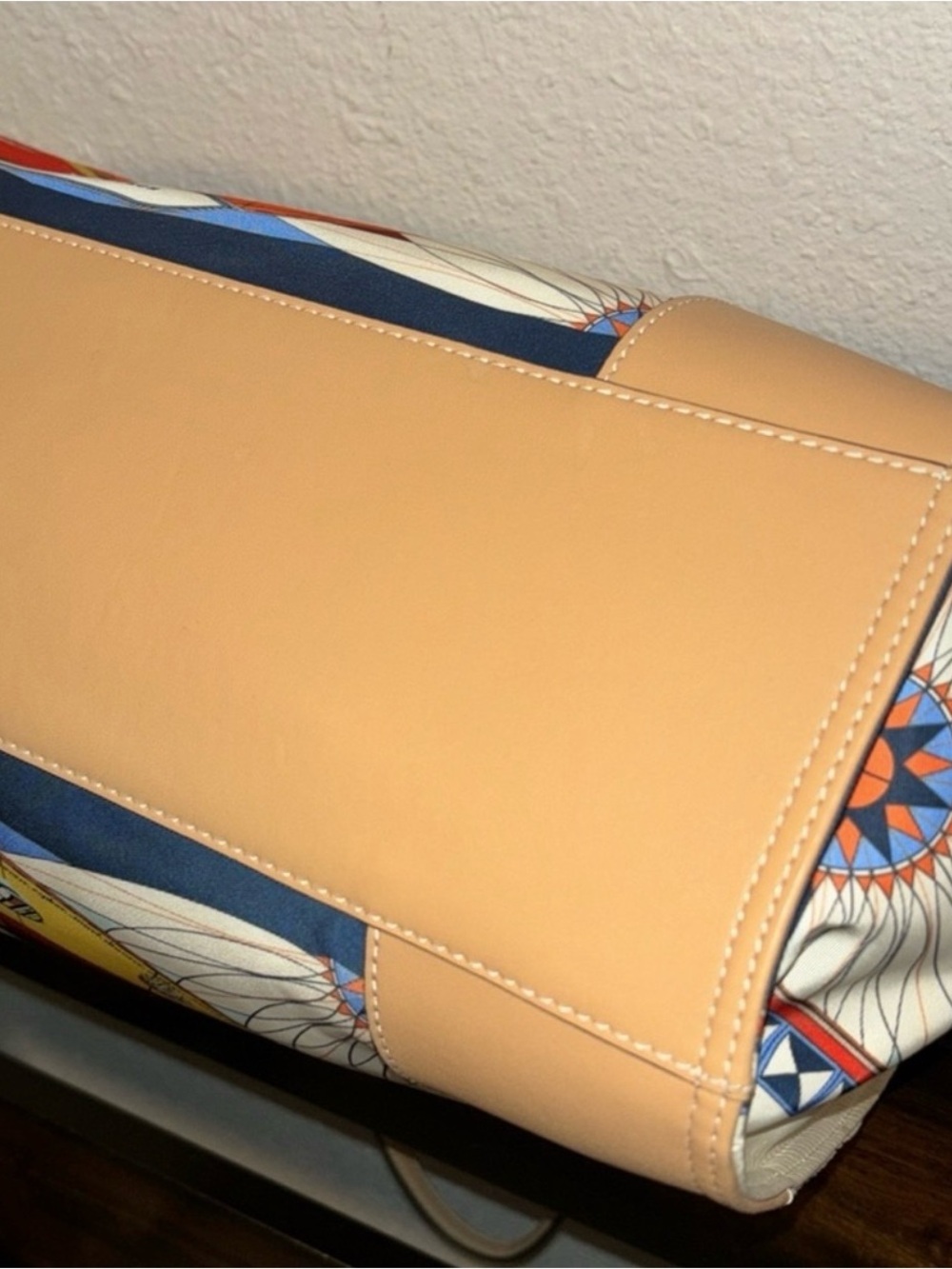 Tory Burch ~ Ella Tote ~ "Destination Awaits 2021" - Picture 7 of 8